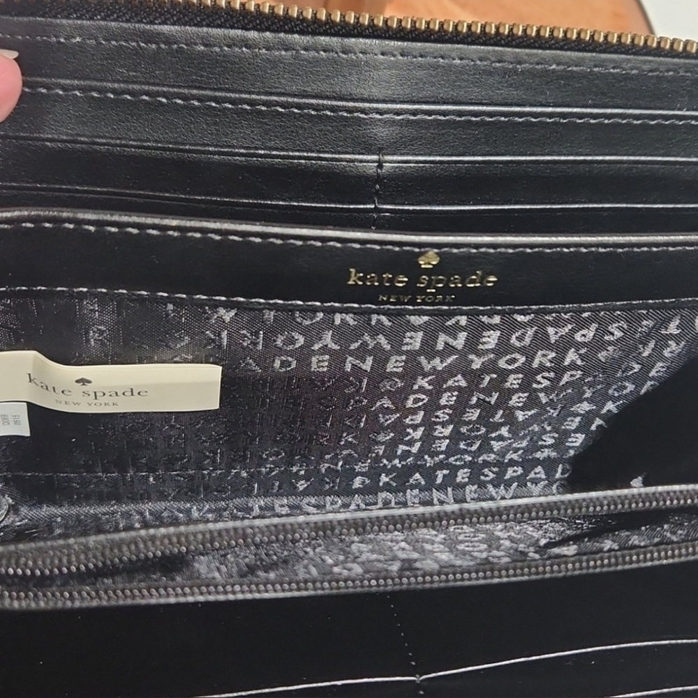 Kate Spade long wallet - Picture 5 of 9